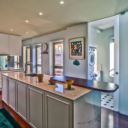 Oscar Chalupsky Апартаменты *