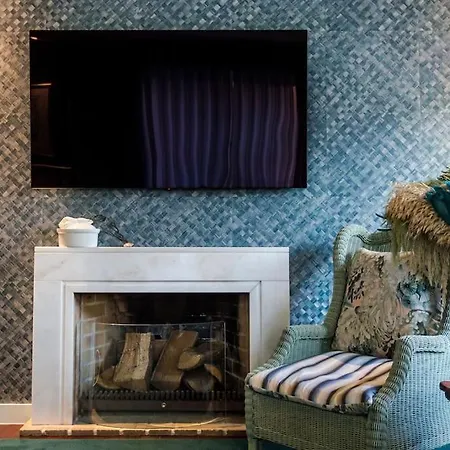 Oscar Chalupsky Апартаменты *