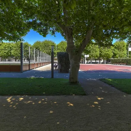 Oscar Chalupsky Апартаменты Вила-ду-Конди